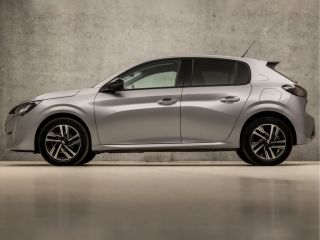 Peugeot 208 1.2 PureTech Allure Sport Automaat (VIRTUAL COCKPIT, APPLE CARPLAY, GROOT NAVI, LEDER, KEYLESS, S...
