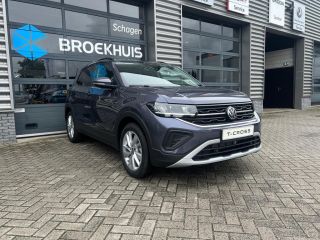 Volkswagen T-Cross Life Edition Inclusief €2000,- inruilvoordeel | 'App-Connect' draadloze smartphone integratie | A...