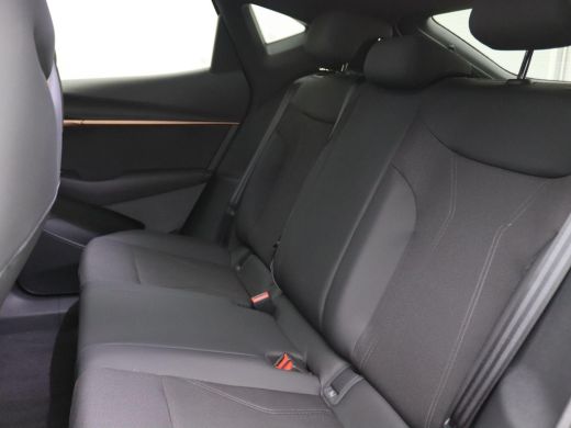CUPRA Tavascan Business 82 kWh 286PK Warmtepomp, Matrix-LED, Keyless, Achteruitrijcamera, Alarm, Virtual Pedal, ... ActivLease financial lease