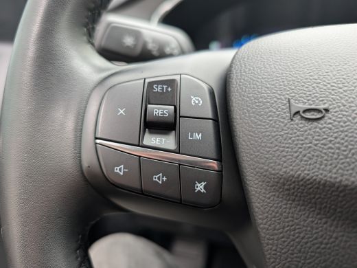 Ford Kuga 2.5 PHEV Titanium 225pk | Camera | Climate | Carplay | Winter Pack | Dealeronderhouden & 1e Eigenaar ActivLease financial lease