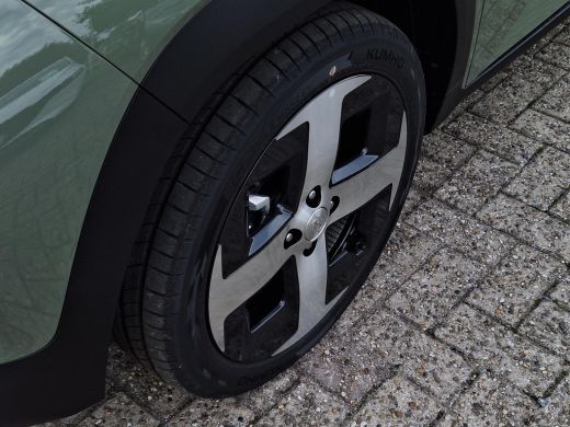 Hyundai Inster Evolve 49 kWh | Warmte pomp | Apple Carplay/Android Auto | Stoel/stuurverwarming | Adaptief Cruis... ActivLease financial lease