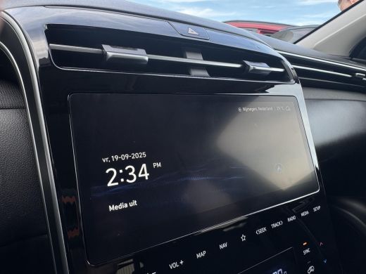 Hyundai Tucson 1.6 T-GDI PHEV Comfort Smart 4WD | Trekhaak | Apple Carplay/Android Auto | Achteruitrijcamera | A... ActivLease financial lease