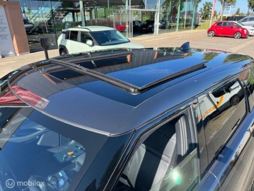 Land Rover Range Rover Evoque 1.5 P300e AWD R-Dynamic SE ActivLease financial lease