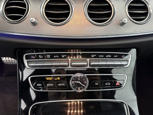 Mercedes-Benz E-Klasse 220 d AMG-Line (INCL-BTW ) Aut. *PANO | FULL-LED | LEATHER-MICROFIBRE | WIDE-SCREEN-DIGI-COCKPIT ... ActivLease financial lease