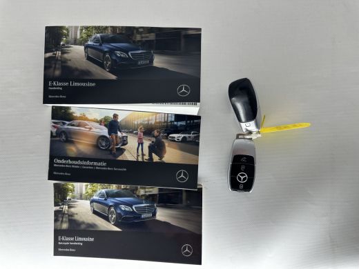 Mercedes-Benz E-Klasse 220 d AMG-Line (INCL-BTW ) Aut. *PANO | FULL-LED | LEATHER-MICROFIBRE | WIDE-SCREEN-DIGI-COCKPIT ... ActivLease financial lease