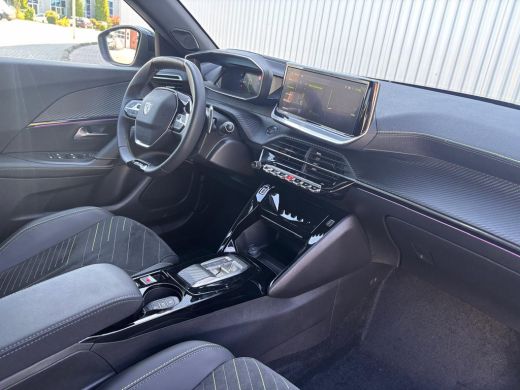 Peugeot 2008 1.2 PureTech 130PK GT | Automaat | Camera V+A | Navigatie | Adaptive Cruise Control | Apple Carpl... ActivLease financial lease
