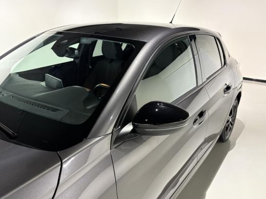 Peugeot 208 1.2 Allure 100pk automaat |Black|Navi|Carplay|Camera|Lane assist|Cruise| ActivLease financial lease