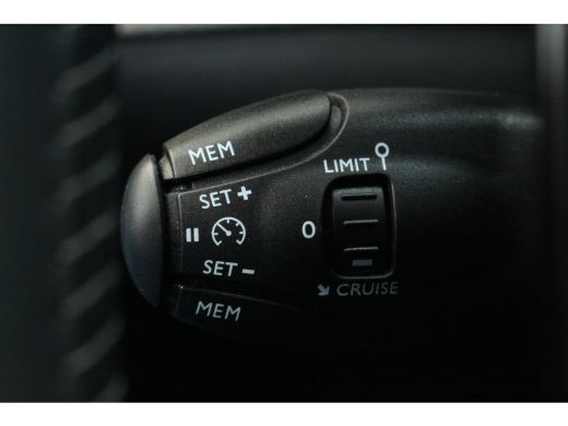 Peugeot 208 1.2 Allure 100 PK AUT. | Camera | Navi | Cruise | Carplay | Pdc | Peugeot 208 1.2 Allure 100 PK A... ActivLease financial lease