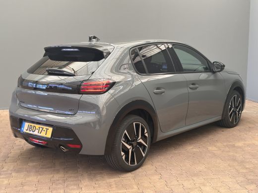 Peugeot 208 1.2 PureTech 100 GT Camera | Parkeersensoren Rondom | 17" Lichtmetaal | Carplay | Digitaal Dashbo... ActivLease financial lease