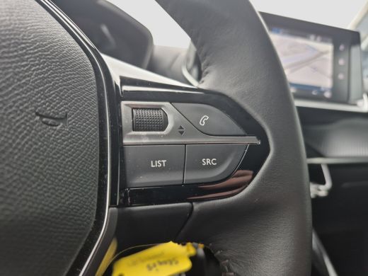 Peugeot 208 1.2 PureTech Allure Automaat | LED | Carplay/android auto | Full map navigatie | Climate control | ActivLease financial lease