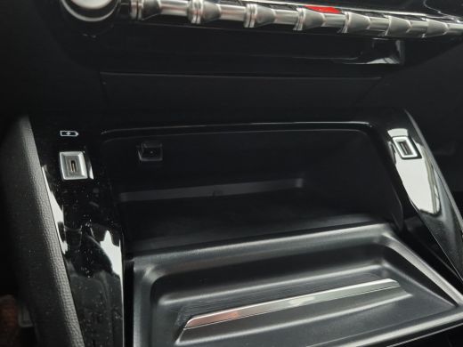 Peugeot 208 1.2 PureTech Allure Automaat | LED | Carplay/android auto | Full map navigatie | Climate control | ActivLease financial lease