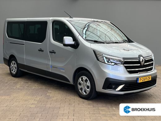 Renault Trafic Passenger Trafic | Cruisecontrolsysteem (Cruisecontrol) | Parkeerhulp voor, achter en aan de zijkant Renault Trafic Passenger Trafic | Cruisecontrolsysteem (Cruisecontrol) | Parkeerhulp voor, achter en aan de zijkant