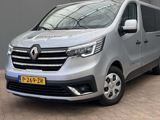 Renault Trafic Passenger Trafic | Cruisecontrolsysteem (Cruisecontrol) | Parkeerhulp voor, achter en aan de zijkant ActivLease financial lease