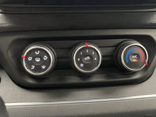 Renault Trafic Passenger Trafic | Cruisecontrolsysteem (Cruisecontrol) | Parkeerhulp voor, achter en aan de zijkant ActivLease financial lease