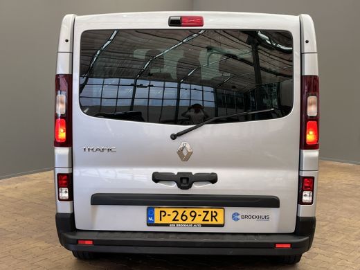 Renault Trafic Passenger Trafic | Cruisecontrolsysteem (Cruisecontrol) | Parkeerhulp voor, achter en aan de zijkant ActivLease financial lease