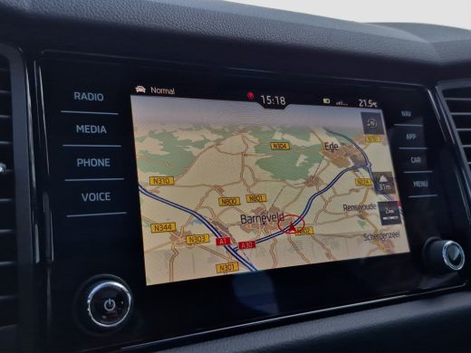 Skoda Kodiaq 1.5 TSI Sportline Business 7p. Trekhaak wegklapbaar | Panoramadak | LED | Camera | 20 inch lmv | ... ActivLease financial lease