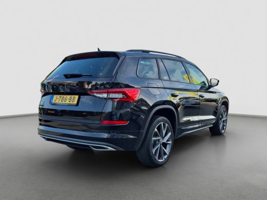 Skoda Kodiaq 1.5 TSI Sportline Business 7p. Trekhaak wegklapbaar | Panoramadak | LED | Camera | 20 inch lmv | ... ActivLease financial lease