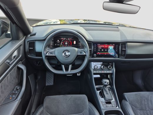 Skoda Kodiaq 1.5 TSI Sportline Business 7p. Trekhaak wegklapbaar | Panoramadak | LED | Camera | 20 inch lmv | ... ActivLease financial lease