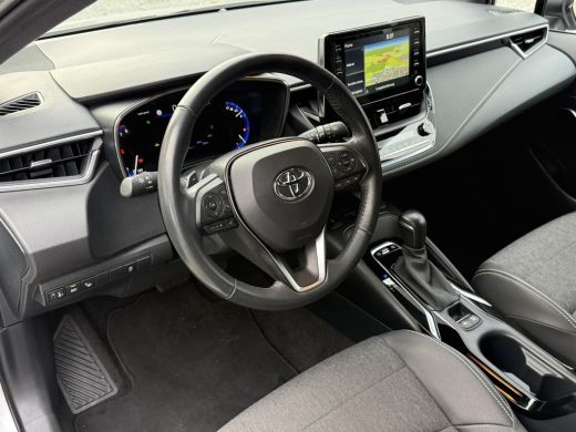 Toyota Corolla 2.0 Hybrid Dynamic Ultimate **TREKHAAK/ NAVIGATIE/ DODE HOEK DETECTIE** ActivLease financial lease