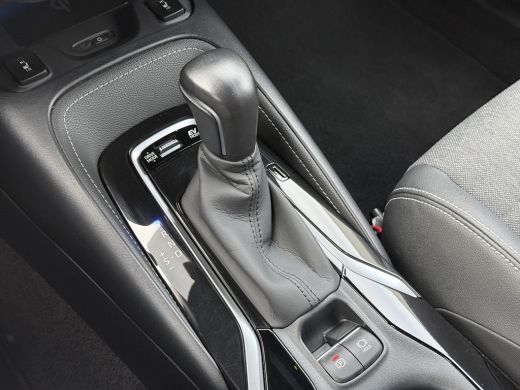 Toyota Corolla 2.0 Hybrid Dynamic Ultimate **TREKHAAK/ NAVIGATIE/ DODE HOEK DETECTIE** ActivLease financial lease