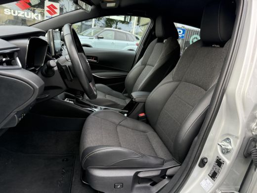 Toyota Corolla 2.0 Hybrid Dynamic Ultimate **TREKHAAK/ NAVIGATIE/ DODE HOEK DETECTIE** ActivLease financial lease