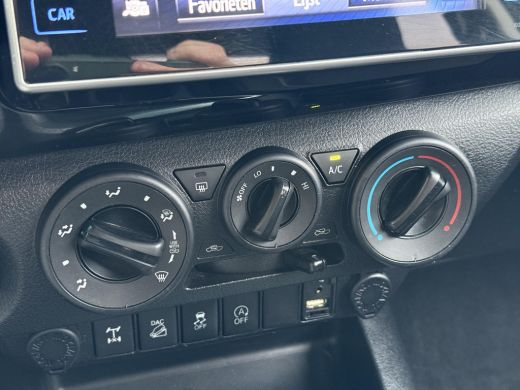 Toyota Hilux 2.4 D-4D-F Xtra Cab Professional **TREKHAAK/ 3500KG TREKGEWICHT/ AWD/ AIRCO/ GARANTIE** ActivLease financial lease