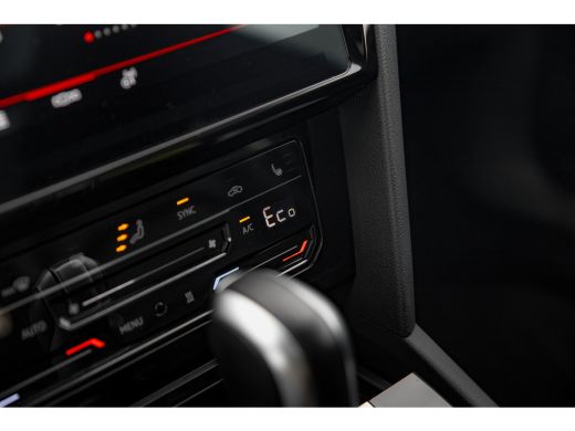 Volkswagen Arteon 1.4 TSI eHybrid 218pk R-Line Business+ | Panoramadak | Head-Up | 360 Camera | Leder | Matrix ActivLease financial lease