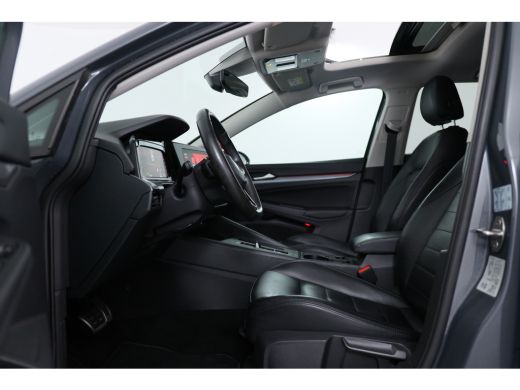 Volkswagen Golf 1.0 eTSI Life Business | Open Dak | Sfeer Verlichting | Leder | Virtual | IQ LED | Stoel/Stuur Ve... ActivLease financial lease