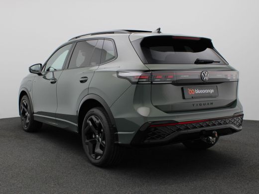 Volkswagen Tiguan 1.5 eHybrid R-Line Edition 272PK DSG black style, trekhaak, panoramadak, Harman Kardon, keyless, ... ActivLease financial lease