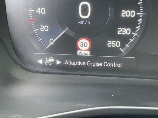 Volvo  XC40 1.5 T5 262pk Recharge Inscription Carplay 360° Pano.dak Trekhaak ActivLease financial lease