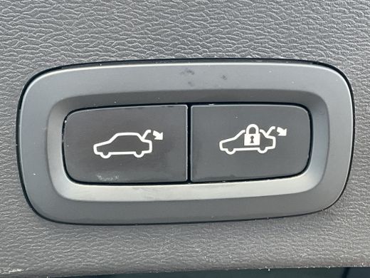 Volvo  XC40 1.5 T5 262pk Recharge Inscription Carplay 360° Pano.dak Trekhaak ActivLease financial lease
