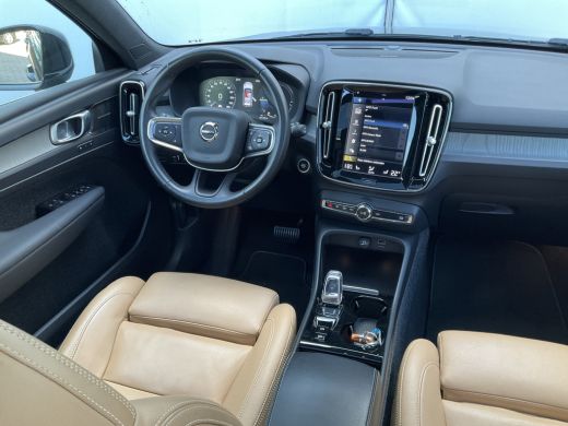 Volvo  XC40 1.5 T5 262pk Recharge Inscription Carplay 360° Pano.dak Trekhaak ActivLease financial lease