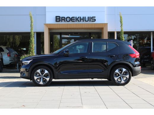 Volvo  XC40 2.0 B4 Plus Dark Trekhaak | Harman Kardon | Stoel + stuur verwarming | Camera | Adaptive cruise c... ActivLease financial lease