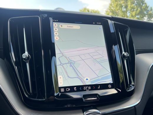 Volvo  XC60 T8 Plug-in hybrid AWD Ultra Black Edition | Luchtvering | Trekhaak | Panoramadak | Bowers & Wilki... ActivLease financial lease
