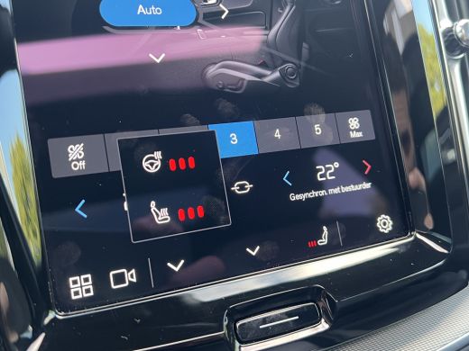 Volvo  XC60 T8 Plug-in hybrid AWD Ultra Black Edition | Luchtvering | Trekhaak | Panoramadak | Bowers & Wilki... ActivLease financial lease