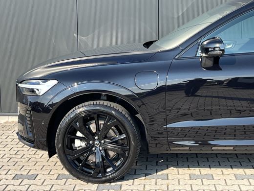 Volvo  XC60 T8 Plug-in hybrid AWD Ultra Black Edition | Luchtvering | Trekhaak | Panoramadak | Bowers & Wilki... ActivLease financial lease