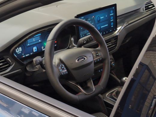 Ford Focus Wagon 1.0 Hybrid ST Line X | Pano | Winter Pack | Adap. Cruise | Matrix LED ActivLease financial lease