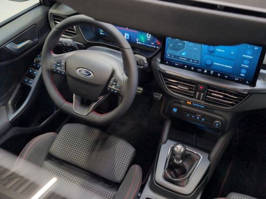 Ford Focus Wagon 1.0 Hybrid ST Line X | Pano | Winter Pack | Adap. Cruise | Matrix LED ActivLease financial lease