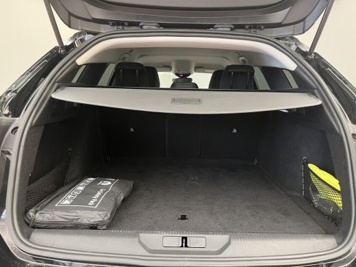 Peugeot 308 SW 1.6 HYbrid 180 Allure Pack Business | Achteruitrijcamera | Bluetooth telefoonvoorbereiding | C... ActivLease financial lease