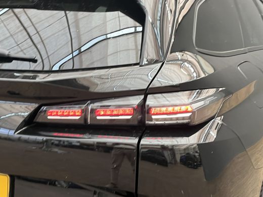 Peugeot 308 SW 1.6 HYbrid 180 Allure Pack Business | Achteruitrijcamera | Bluetooth telefoonvoorbereiding | C... ActivLease financial lease