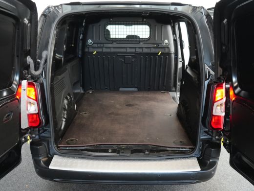 Peugeot Partner 1.5 BlueHDI Pro | Buitenspiegels elektrisch verstel- en verwarmbaar | Elektrische ramen voor | El... ActivLease financial lease