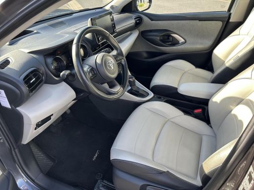 Toyota Yaris 1.5 Hybrid Executive ActivLease financial lease