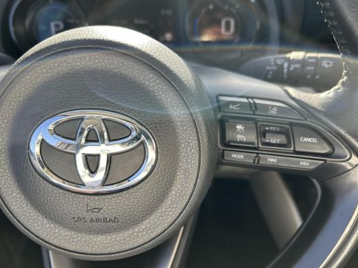 Toyota Yaris 1.5 Hybrid Executive ActivLease financial lease