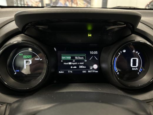 Toyota Yaris 1.5 Hybrid Executive ActivLease financial lease