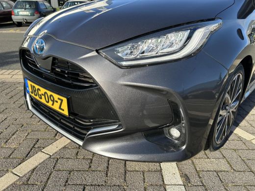 Toyota Yaris 1.5 Hybrid Executive ActivLease financial lease