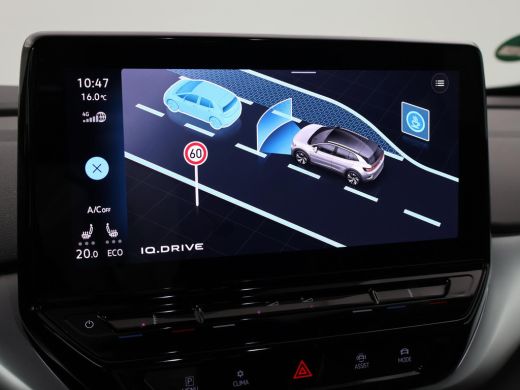 Volkswagen ID.4 First 77 kWh 1st EDITION + WEGKL. TREKHAAK | 20 INCH | CAMERA | STOELVERW. | APPLE CARPLAY ActivLease financial lease