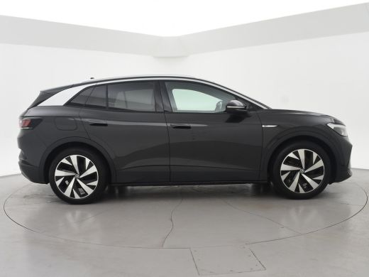 Volkswagen ID.4 First 77 kWh 1st EDITION + WEGKL. TREKHAAK | 20 INCH | CAMERA | STOELVERW. | APPLE CARPLAY ActivLease financial lease