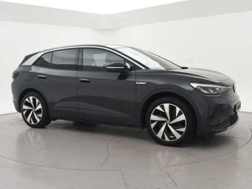 Volkswagen ID.4 First 77 kWh 1st EDITION + WEGKL. TREKHAAK | 20 INCH | CAMERA | STOELVERW. | APPLE CARPLAY ActivLease financial lease