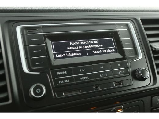 Volkswagen Transporter 2.0 TDI L1H1 | 150PK | Airco | Cruise | Parkeersensoren | Trekhaak ActivLease financial lease