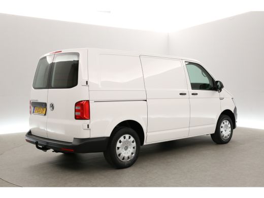 Volkswagen Transporter 2.0 TDI L1H1 | 150PK | Airco | Cruise | Parkeersensoren | Trekhaak ActivLease financial lease